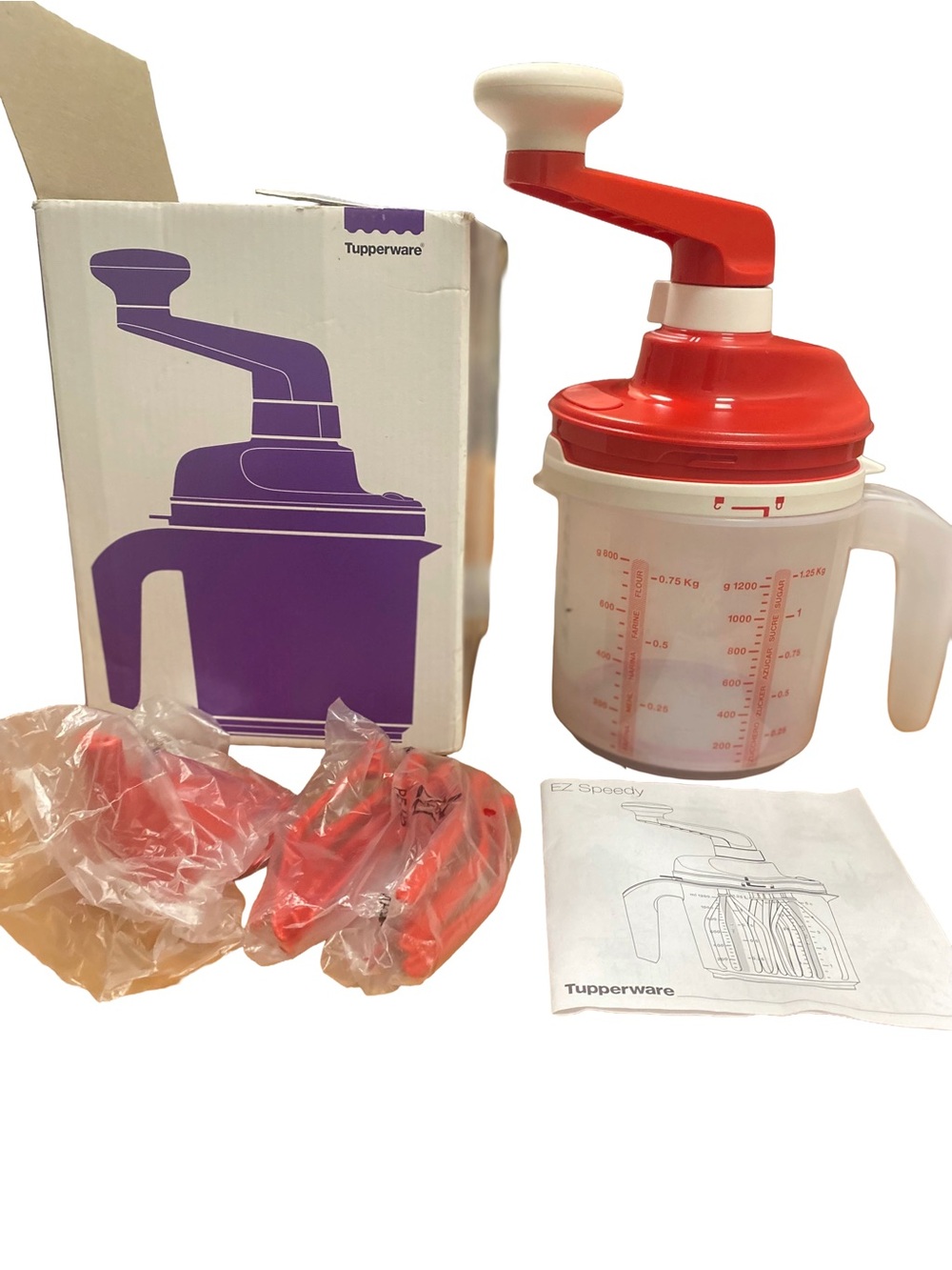 Tupperware EZ Speedy
Chef Hanual Kitchen
Hand Mixer 5 Cup